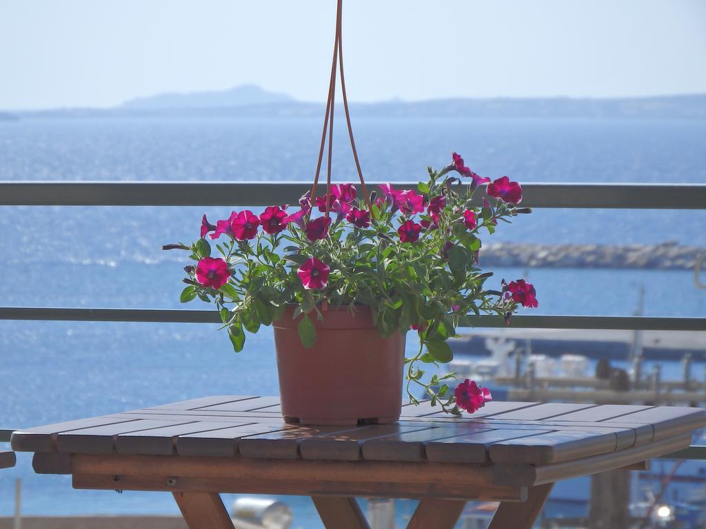 Naxos Illusion Nikos Verikokos Naxos City ภายนอก รูปภาพ